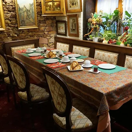 ホテル Restaurant Le Schlossberg ツェレンベルク